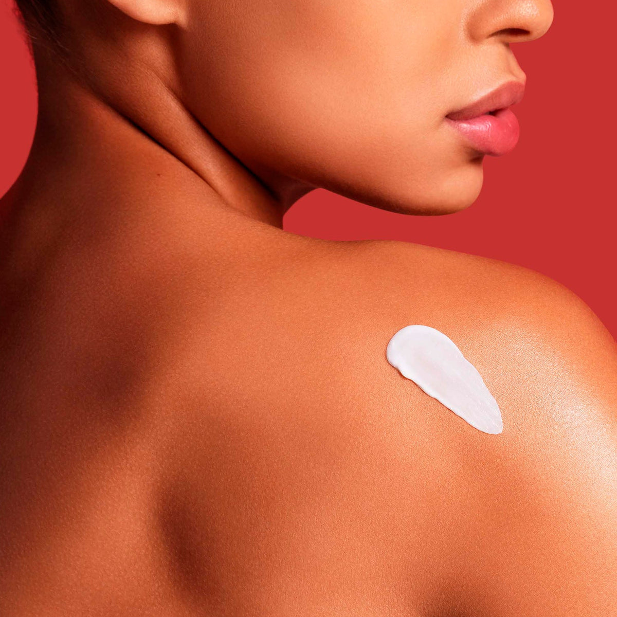 Touch Nourishing Body Lotion Your Routine Pick before a Meeting